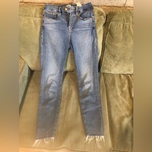 Good American skinny ankle jeans